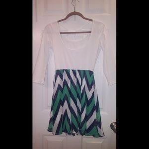 White wt green & blue three-quarters sleeve dress